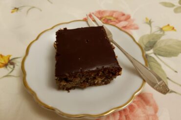 Ciasto makowe z polewą czekoladową